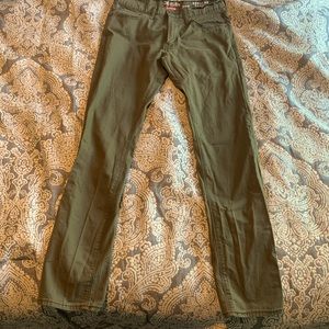 Men’s olive green Levi’s 30*32 jeans